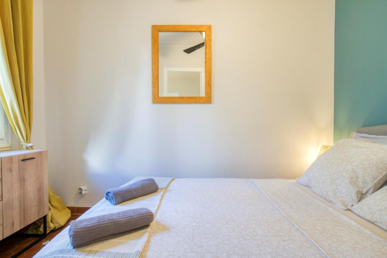 Cosy, Modern, Fully Equipped, Air Conditioning, Nice Historical, Old Town, 1Minute Walk From Beach - "Le Bunico 4" Екстер'єр фото